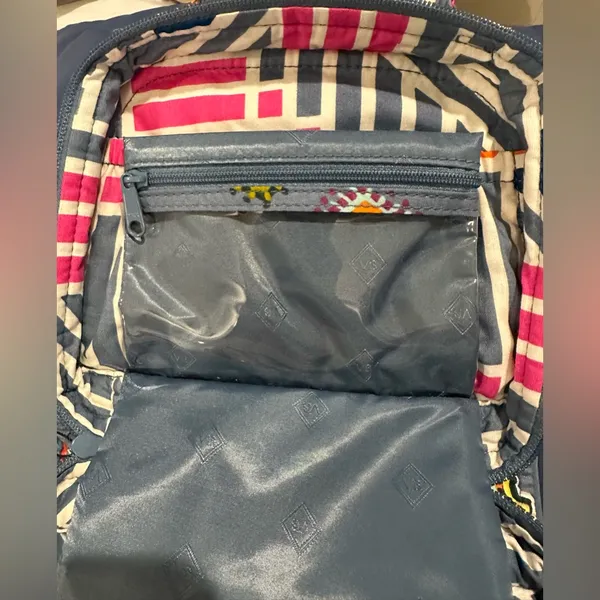 Vera Bradley Medallion Aztec Print Zippered Mini Cosmetic Case. NWOT - Image 6