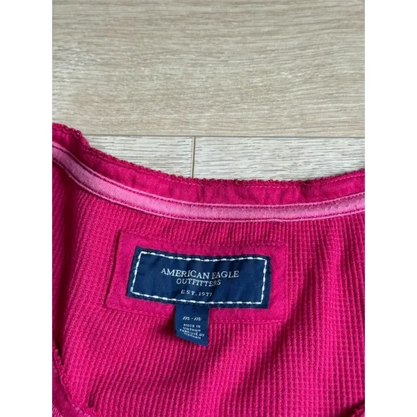 EUC Womens American Eagle y2k vintage henley thermal pink stretch size M - Image 3