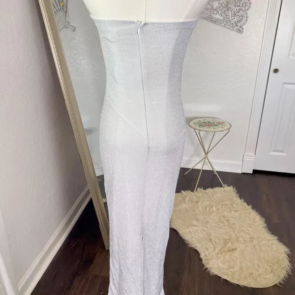NWT Luvalot Silver Glitter Strapless Bandeau Tight Bodycon Midi Formal Dress S - Image 4