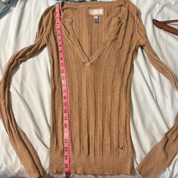 Y2K American Eagle Women’s Sweater Size L Tan Bella Swan Style Mint Condition - Image 6