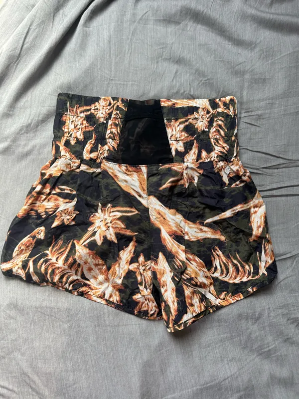 Free people Shorts - Image 2