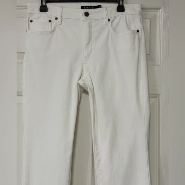 Ralph Lauren Women's Classic White Straight Leg Jeans Size 8 - Image 6