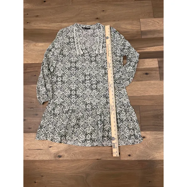 ZARA Size 6 Blouson Cottagecore Green & White Dress Puff Sleeves Lace V‑Neck - Image 5