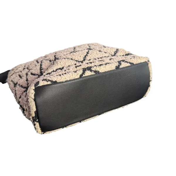 Universal Thread Crossbody Shoulder Textured Bag‎ BOHO Chic Artsy Eclectic - Image 3