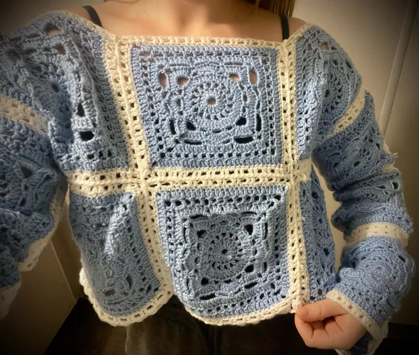 Handmade crochet sweater cropped - Image 2