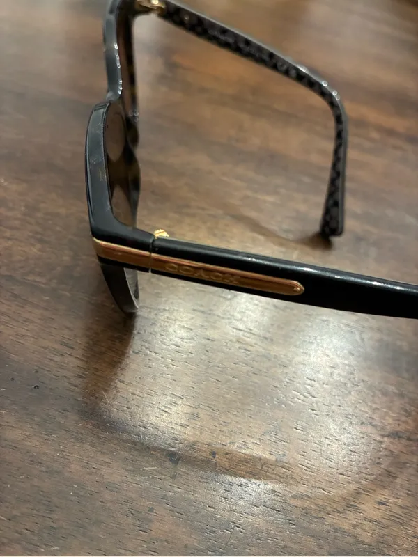 Coach Sunglasses HC8132 L109 Brown Tortoise - Image 2