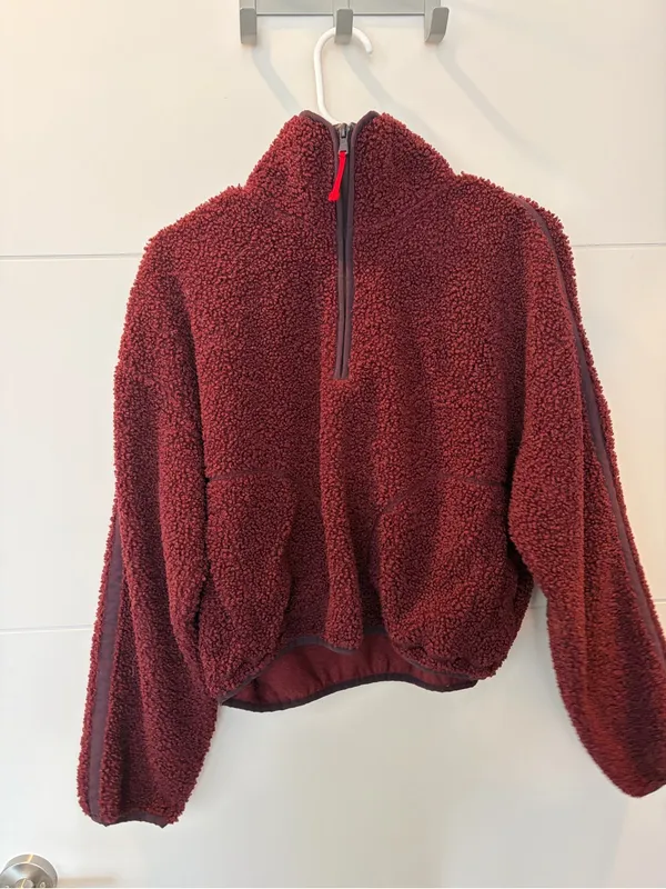 Old Navy Women's Teddy Half-Zip Jacket in Deep Burgundy - Image 2