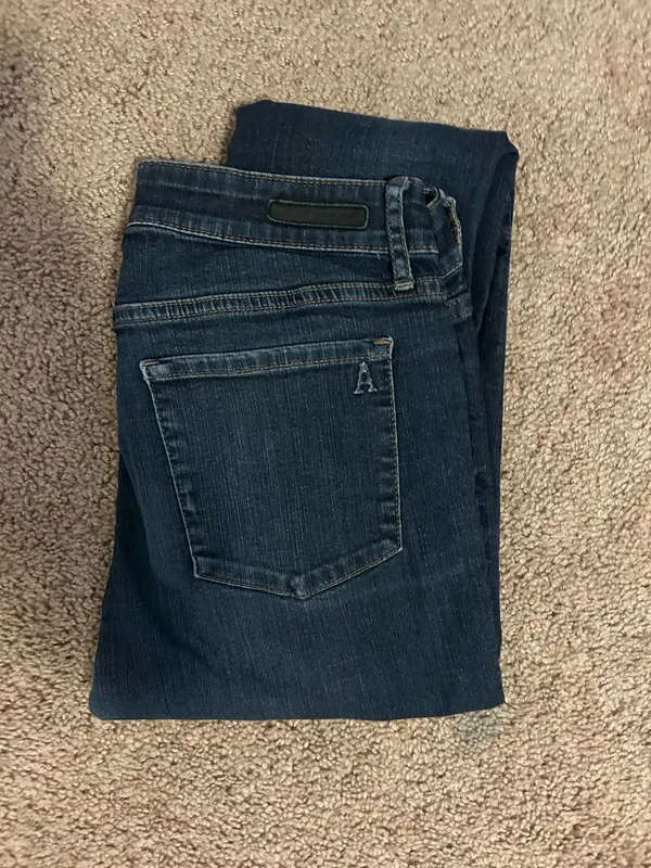 Articles of Society Jeans Bootcut dark Wash 27 - Image 4