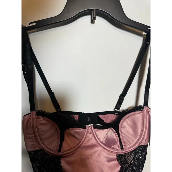 NWT Frederick's Of Hollywood Ilana Satin And Lace Pink Teddy Size Small S - Image 8