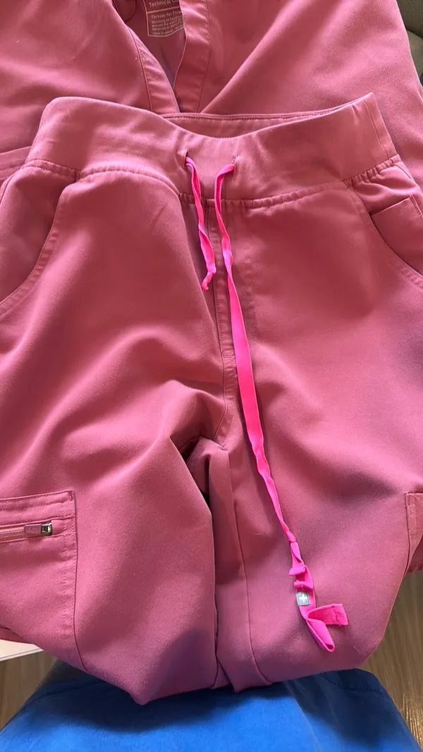 Pink Figs Scrub Set - Image 4