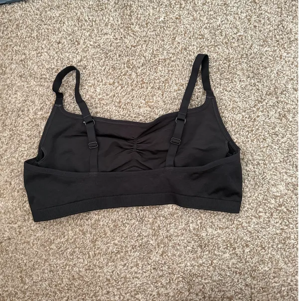Gymshark Sports Bra - Image 2