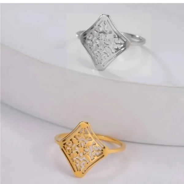 Boutique NEW 14k White Gold Plated Cut‎ Out Filigree Hollow Flower Ring, Size 7 - Image 10