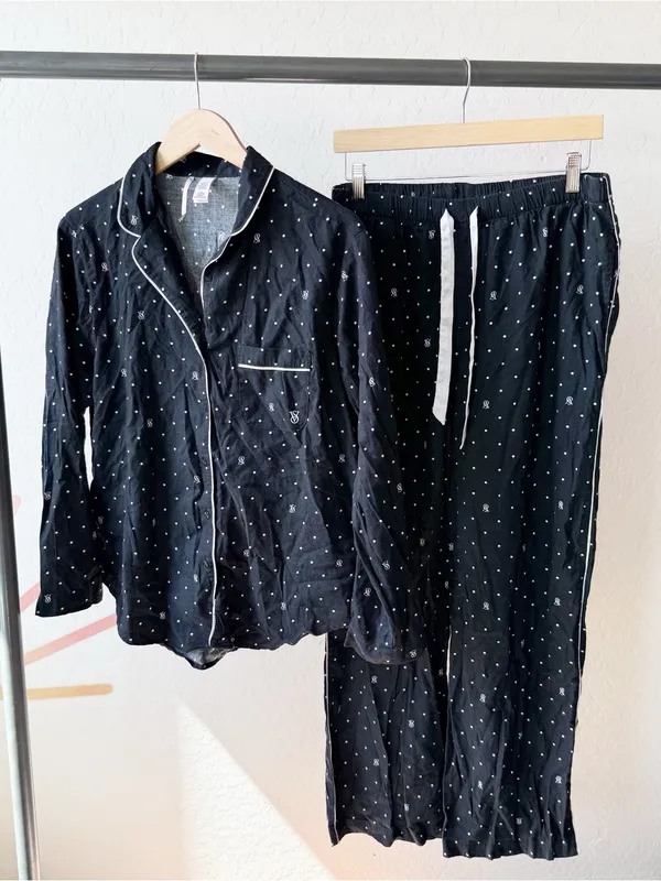 Victoria’s Secret Flannel Pajama Set - Image 5