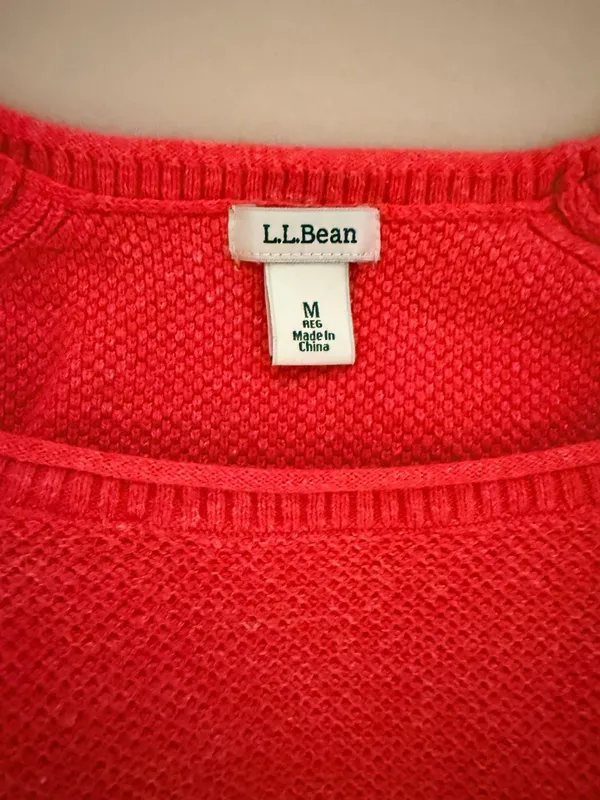 LL Bean Red Textured Knit Long Sleeve Button Cuff Crew Neck Sweater Medium - Image 5