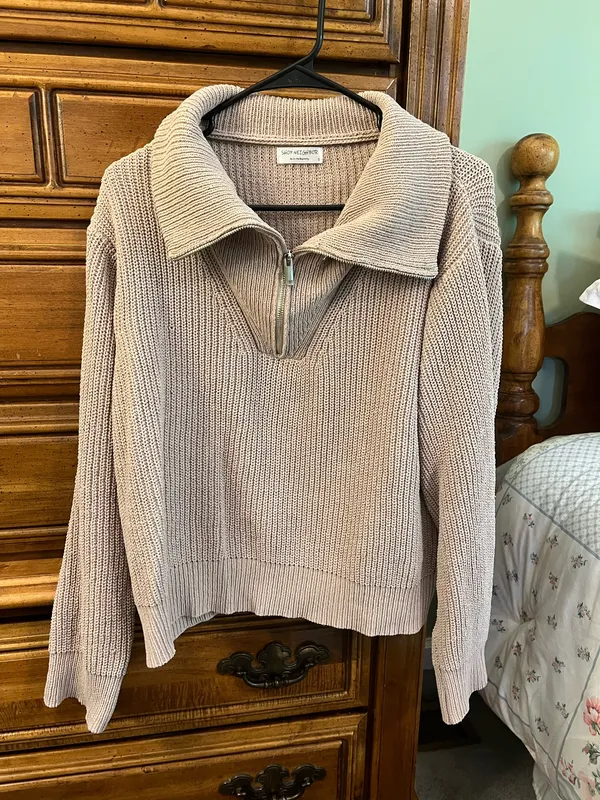 These Three Boutique Quarter Zip Pullover - Image 2