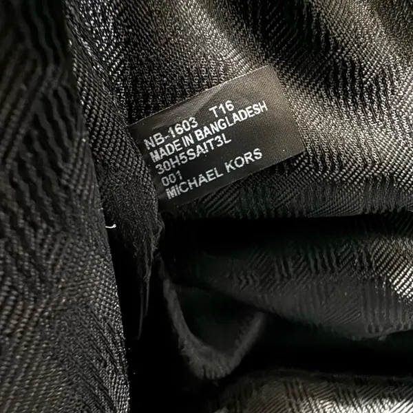 Michael Kors Black Saffiano Tote  - Image 11