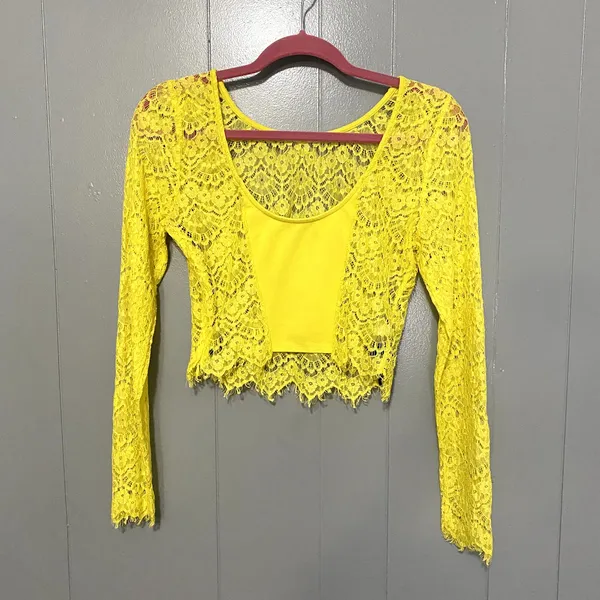 Bebe Yellow Lace Sheer Long Sleeve Open Back Chic Party Crop Top M - Image 4