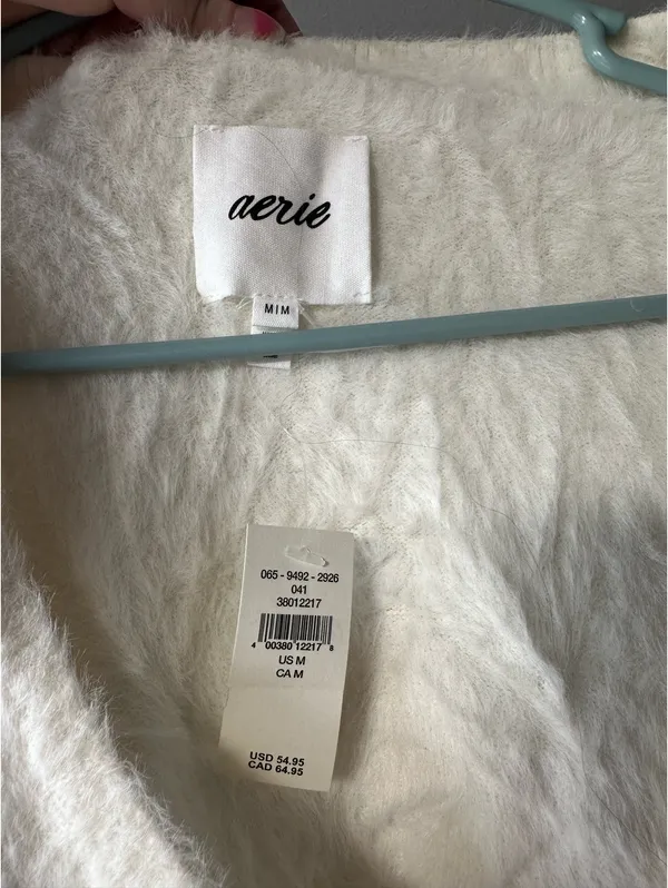 White Aerie Eyelash Cradigan - Image 3