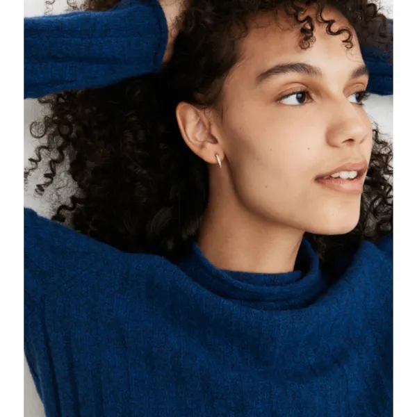 Madewell Sparkle Pavé Huggie Mini Hoop Earrings Crystal - Image 2