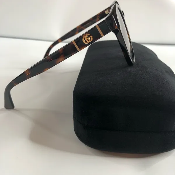 Gucci Authentic Women's Cat-Eye Sunglasses in Tortoise & Havana/Brown ~ BNIB! - Image 3