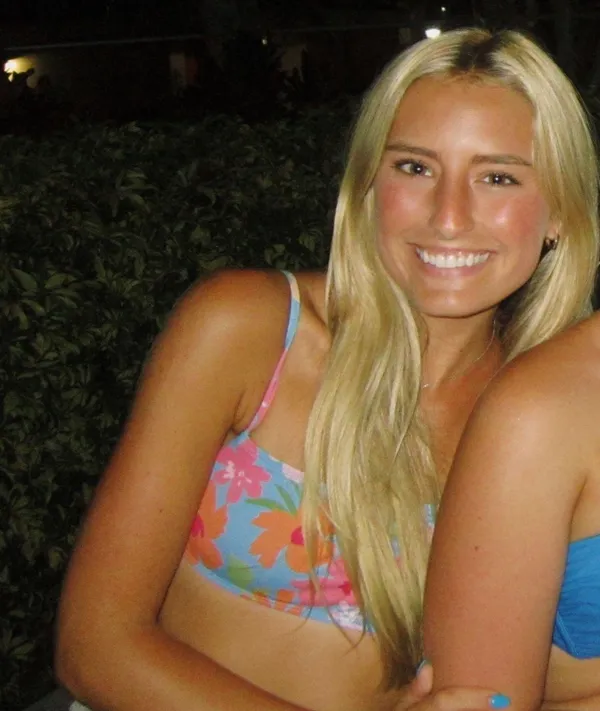 Bikini - Image 2