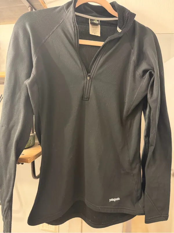 Patagonia Women's Black Half-Zip Performance Pullover - Image 4