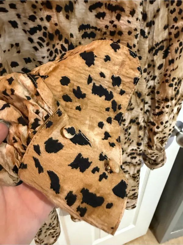 Banana Republic Beige & Black Animal-Print Long Sleeve Dress - Image 4