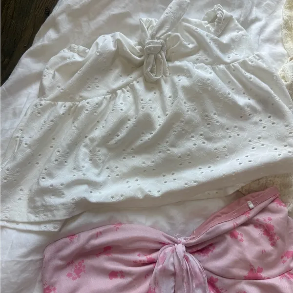 SHEIN Crop Tops Set - White, Cream, Pink,‎ Blue Floral - Image 4