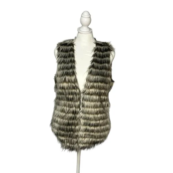 Ariat Women's Stripes Faux Fur Vest in Gray and Ivory, Size Smal - Image 3