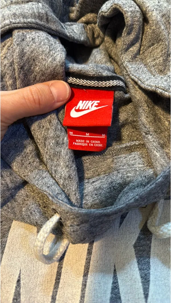 Nike Lightweight Hoodie Women’s - Image 2