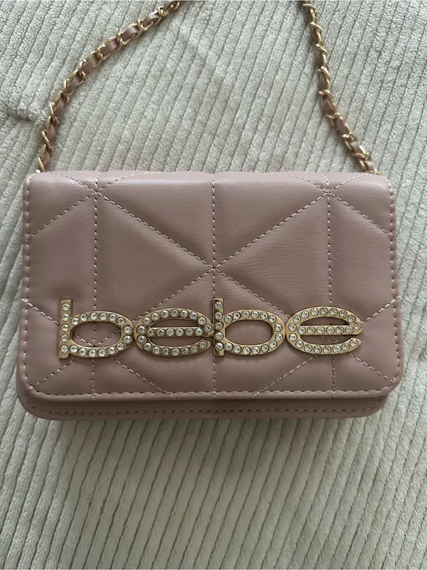 Bebe Vintage Blush Quilted Crossbody Bag with Gold Chain - Image 2