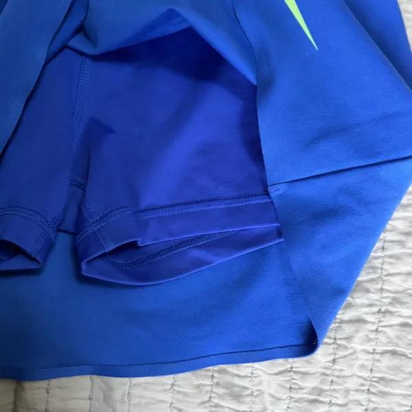 Nike Royal Blue Dri-Fit Skort with Lime Logo Size Small‎ EUC - Image 8