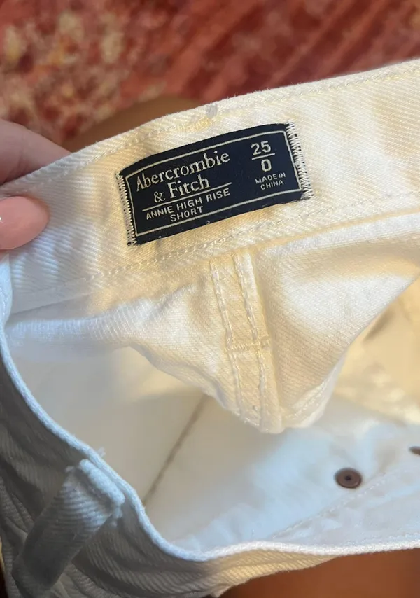 Abercrombie White Jean Shorts - Image 3