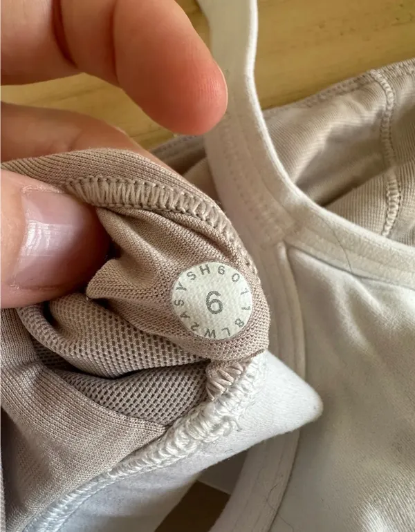 Lululemon Flow Y Bra Nulu 6 White - Image 4