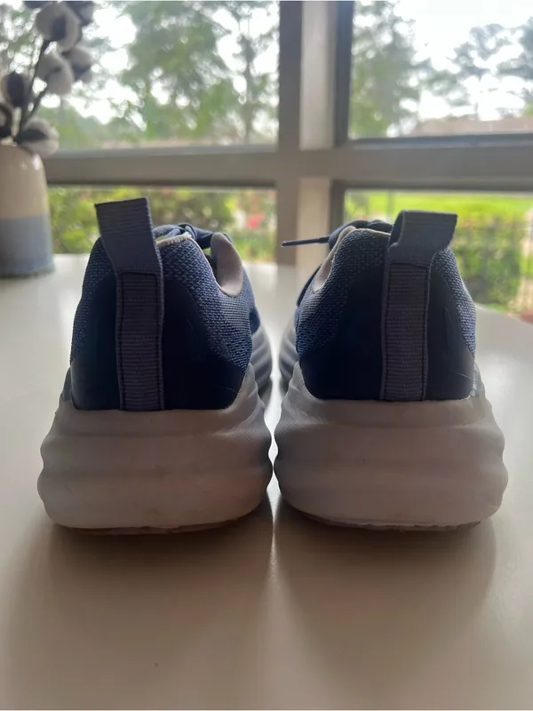 Avia Women's Size 6.5 Comfort Performance Sneakers Blue White Thick Foam Trainer - Image 8