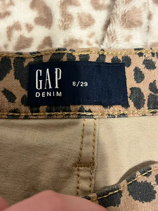 GAP Cheetah Print Denim Skirt - Image 3