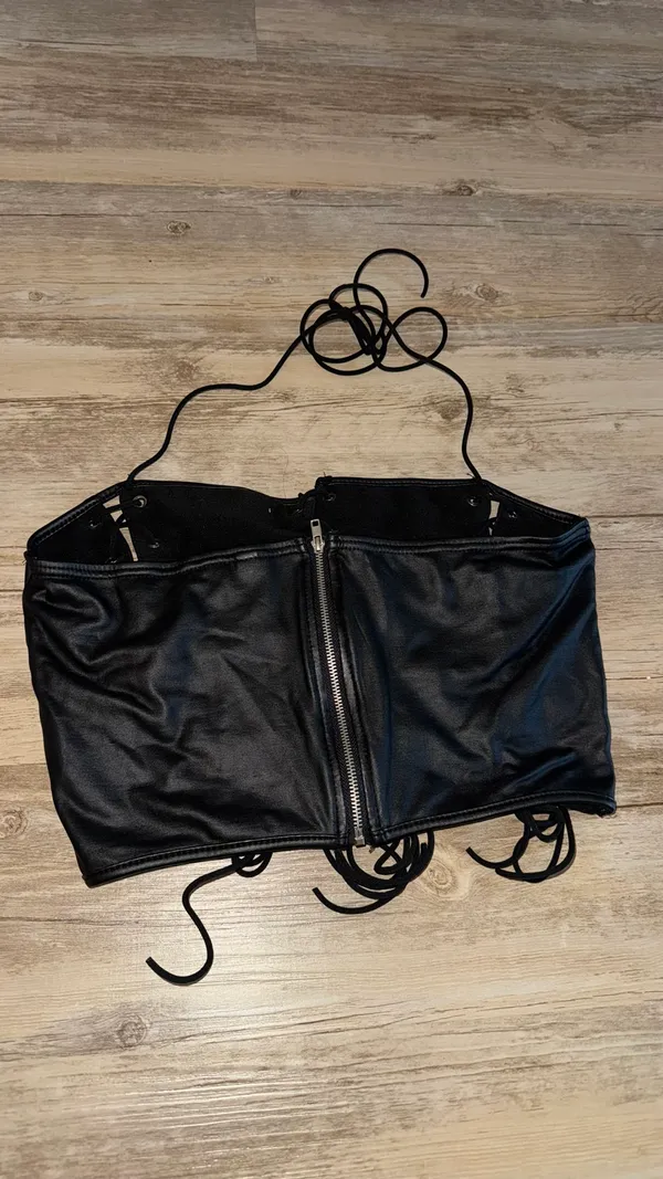 Faux leather top - Image 2