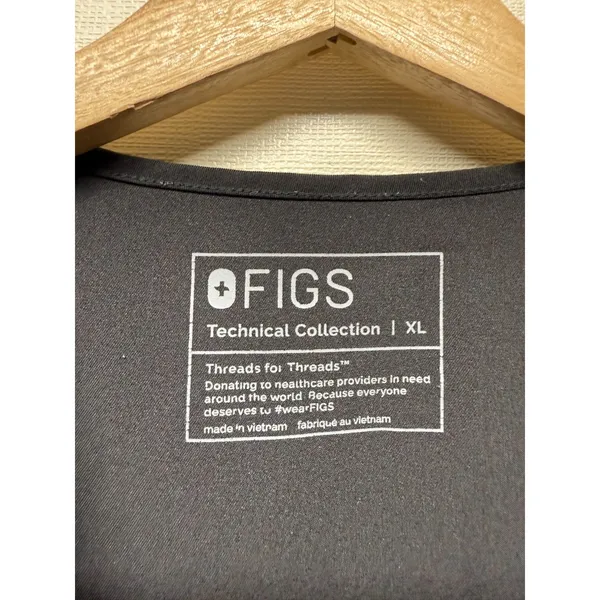 Figs Scrub Top Women XL Black Casma 3 Pocket V Neck Medical Nurse Stretch FW1100 - Image 3