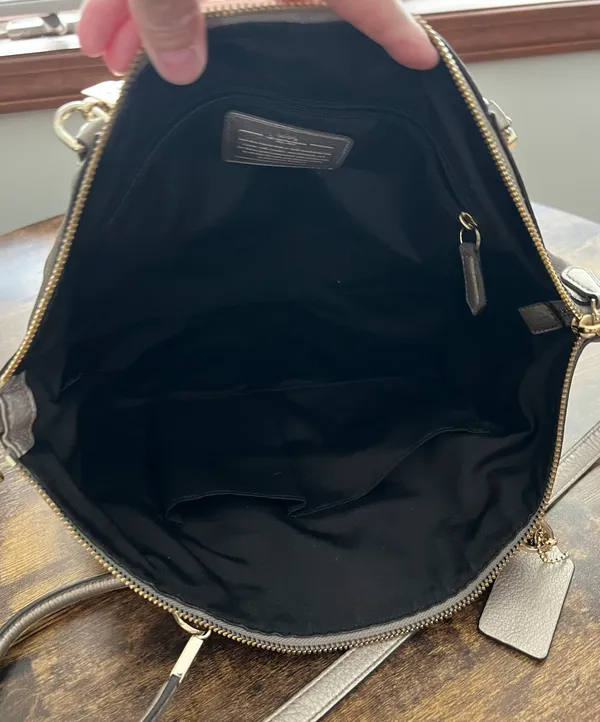 Coach | ladies Kelsey crossbody satchel handbag. - Image 17