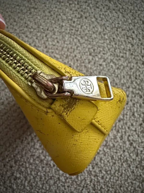 Tory Burch Yellow Leather Dome Cosmetic Case Small Pouch FLAWS - Image 4