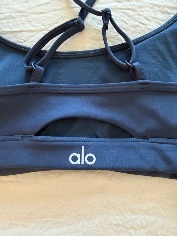 Alo Yoga Airlift Intrigue Bra Navy - Image 5