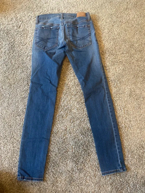 Low-Rise Jeans - Image 2