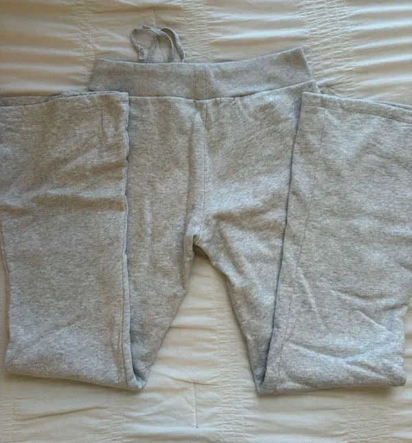 Brandy Melville Flare Sweatpants - Image 3