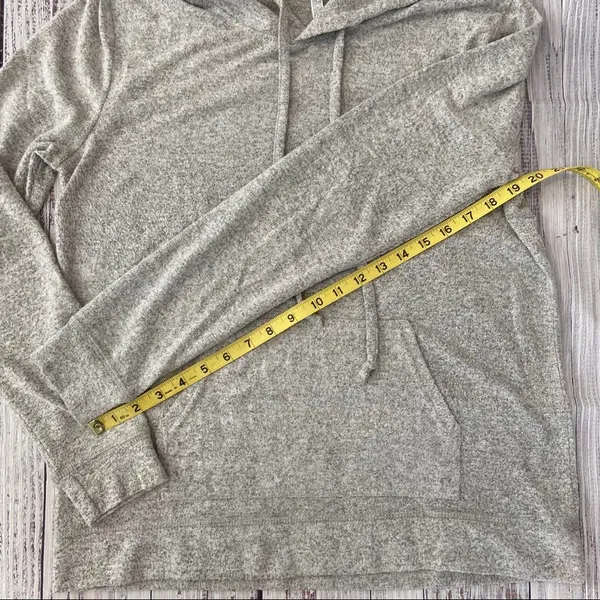 ebb & flow Gray Hoodie.  Size XLarge. EUC - Image 8