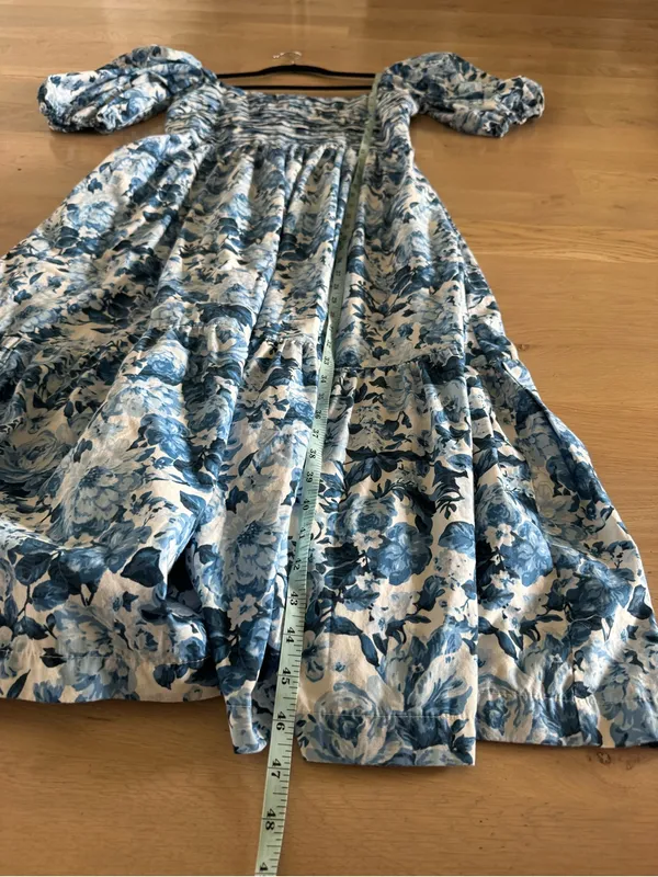 Abercrombie & Fitch Emerson Blue Floral Midi Dress blue floral size medium - Image 9