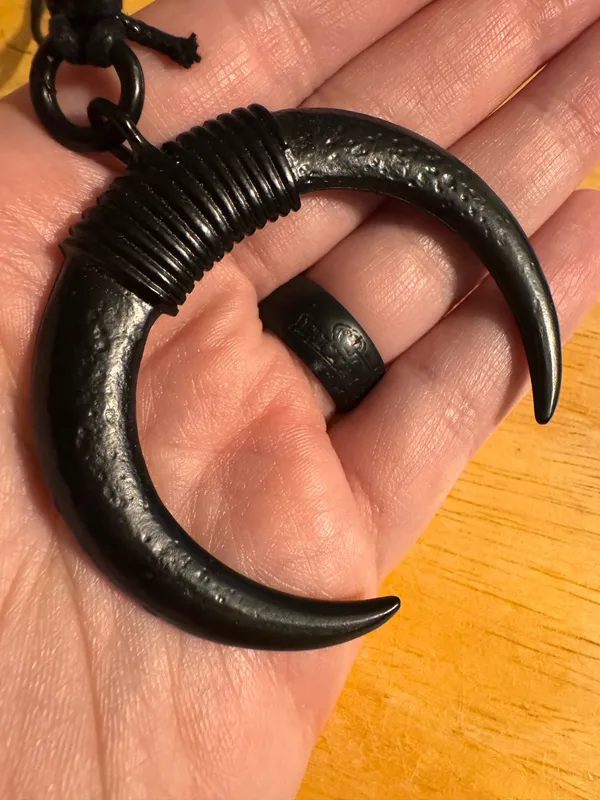 Black Metal Crescent Moon Viking Necklace - Image 2