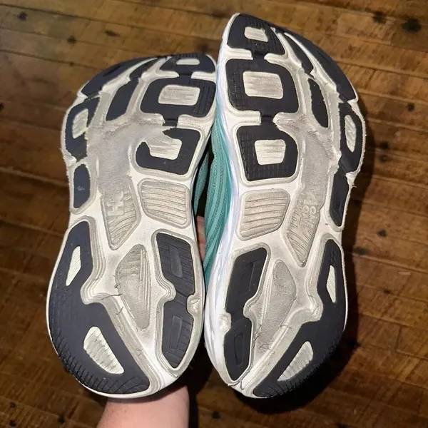 Hoka One One turquoise & pink athletic running 10 sneakers - Image 6