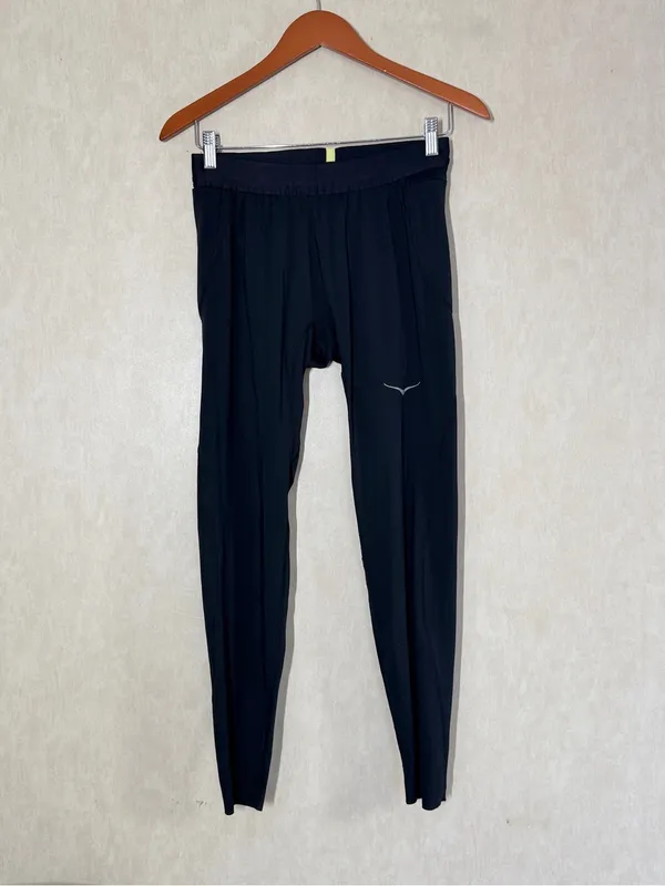 Hoka One One Women’s Novafly Run Tight Leggings in Black M - Image 3