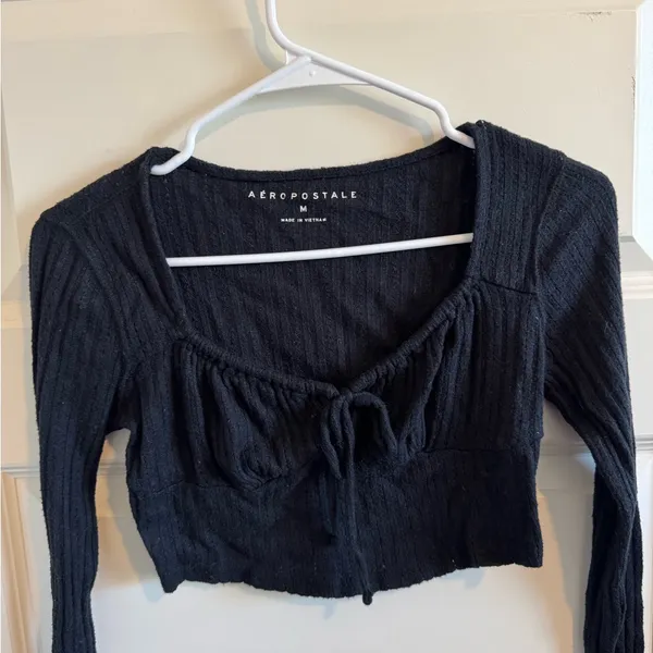 Aeropostale Black Long-Sleeve Crop Top - Image 3