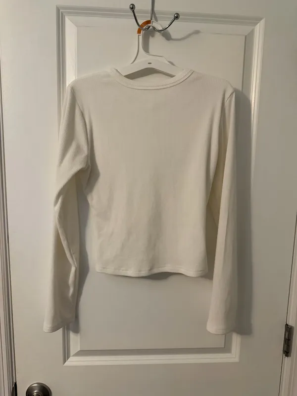 White Button - Image 2